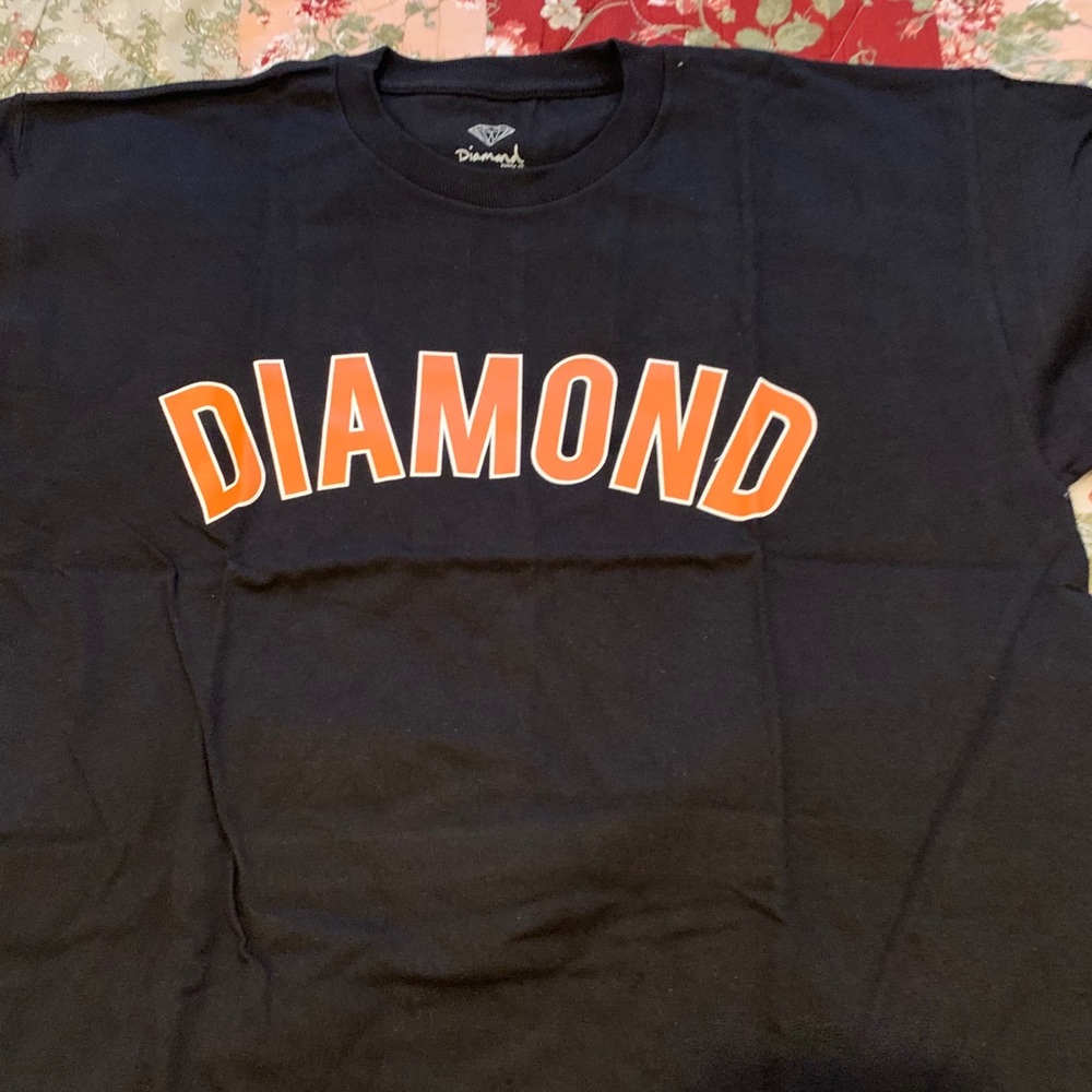 T shiert men size medían diamond